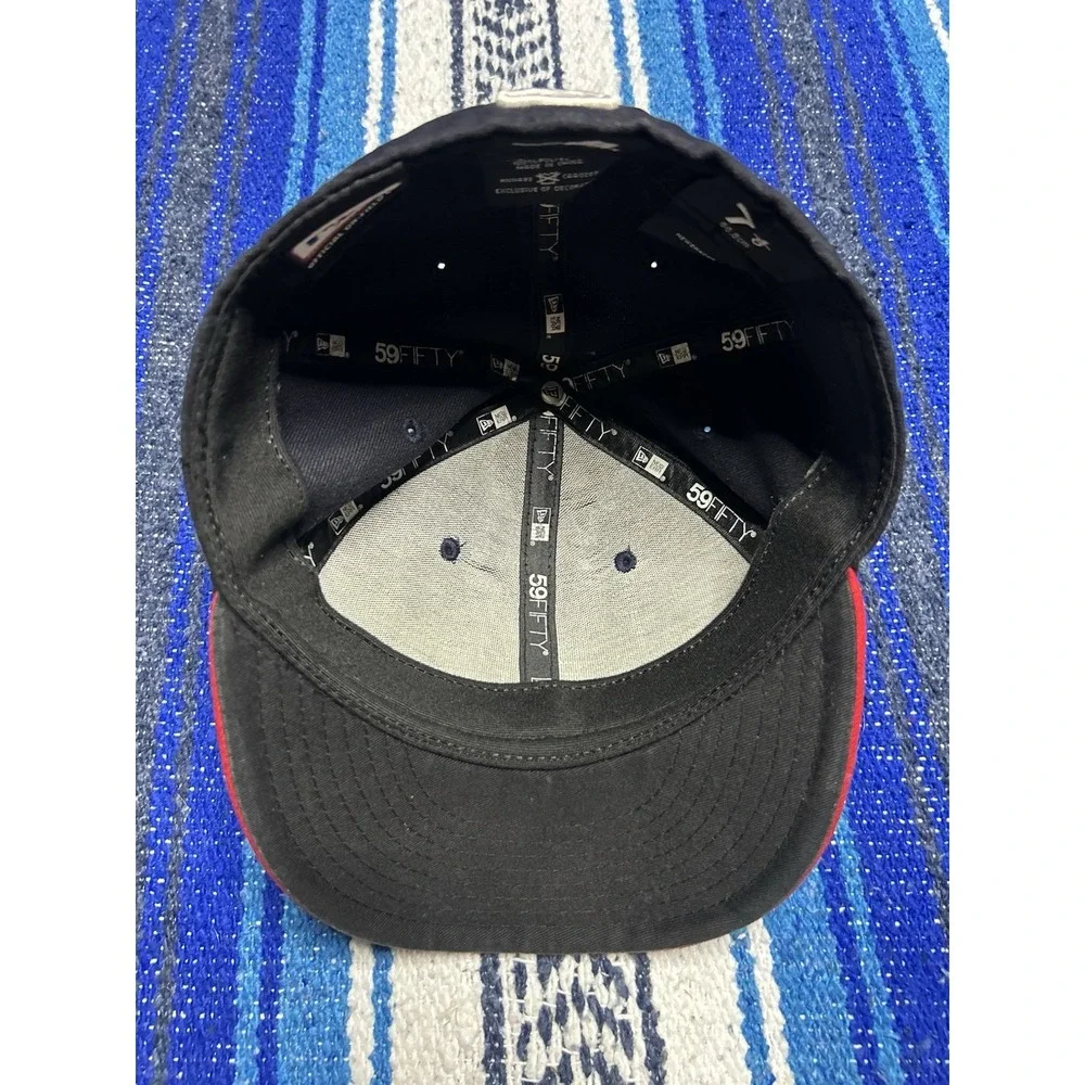 Atlanta Braves New Era 59FIFTY Fitted Hat 7 1/8 Black Red Digital Camo MLB
